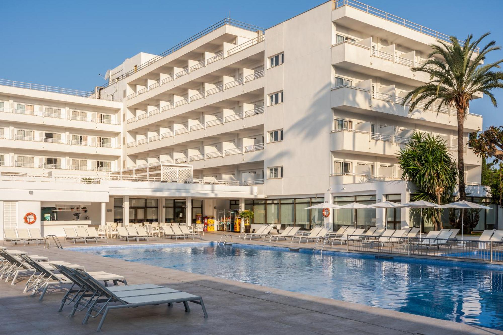 Hotel Globales Pionero Santa Ponsa Exterior foto