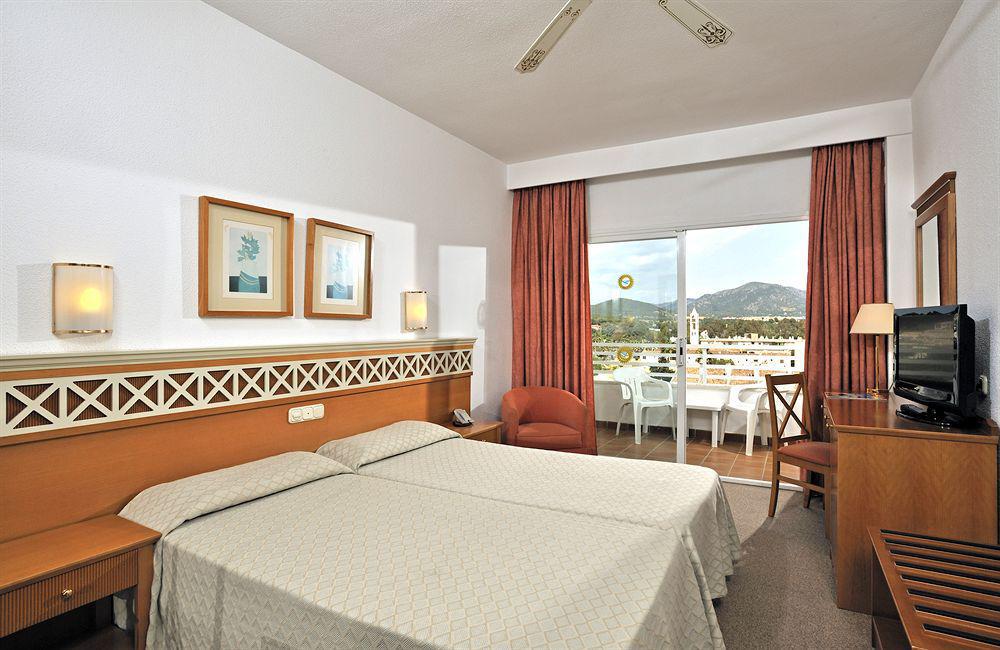 Hotel Globales Pionero Santa Ponsa Exterior foto